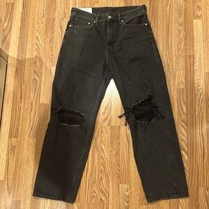 H&M loose fit ripped mens jeans size 31/32